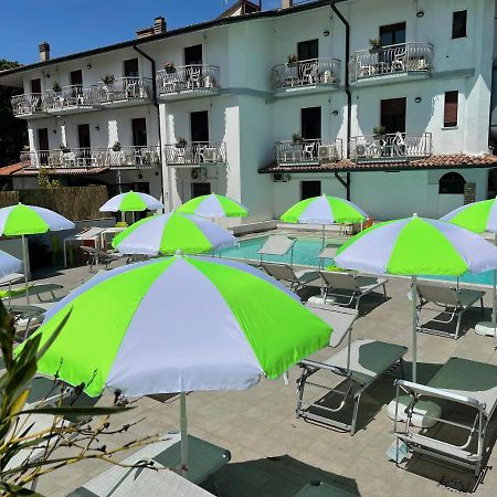 Hotel Vittoria Sirmione Exterior photo