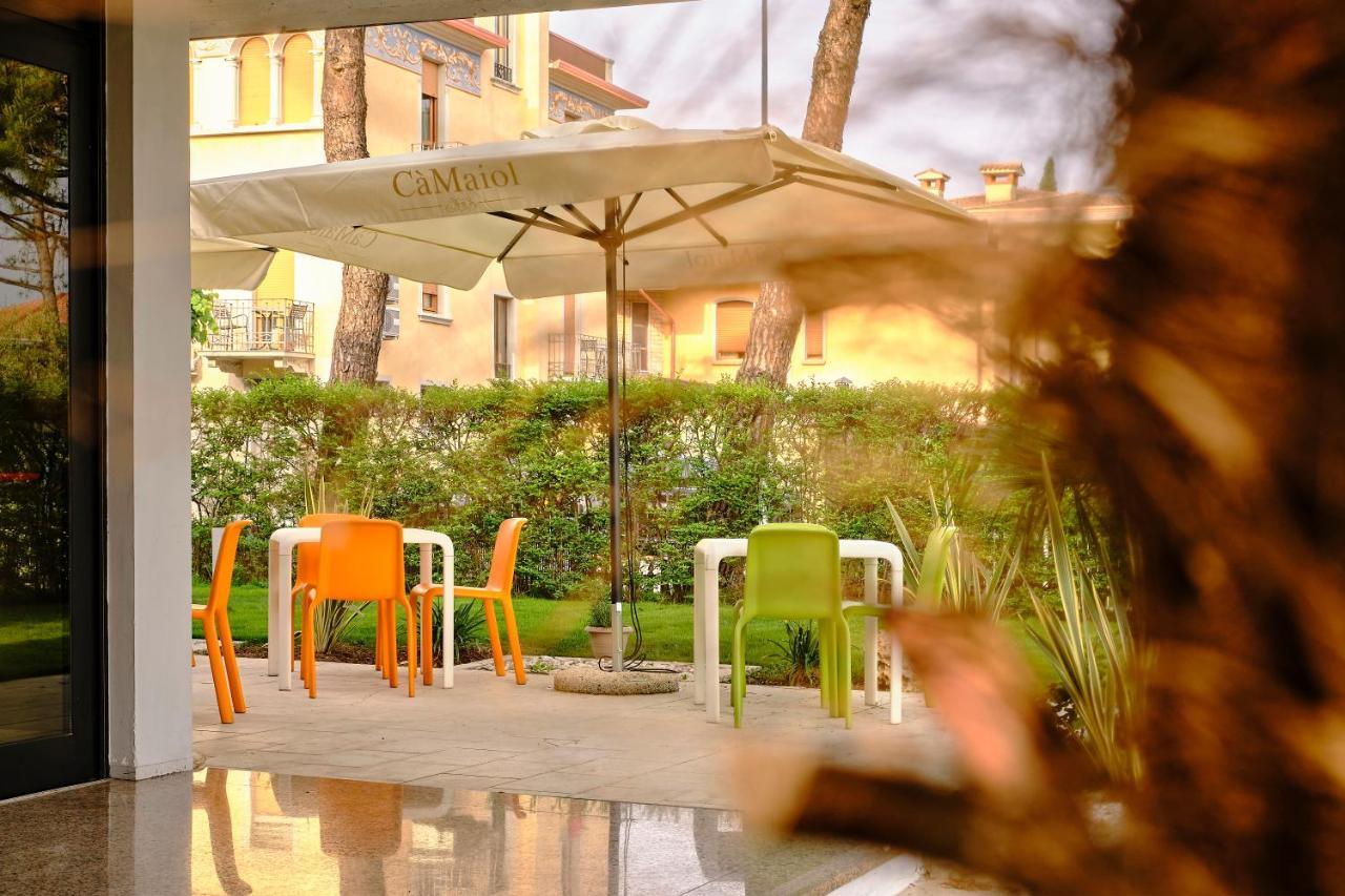Hotel Vittoria Sirmione Exterior photo