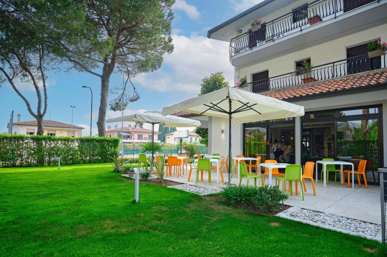 Hotel Vittoria Sirmione Exterior photo