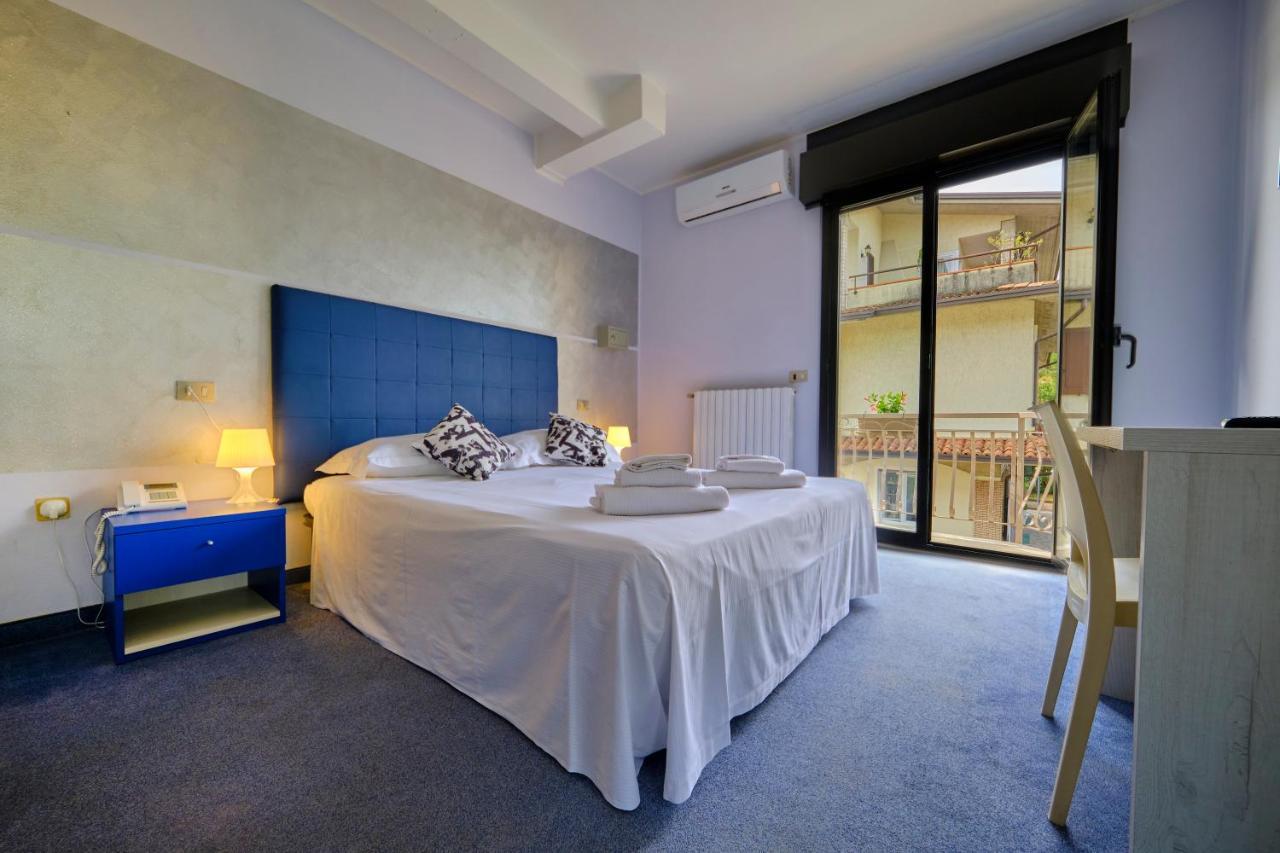 Hotel Vittoria Sirmione Exterior photo